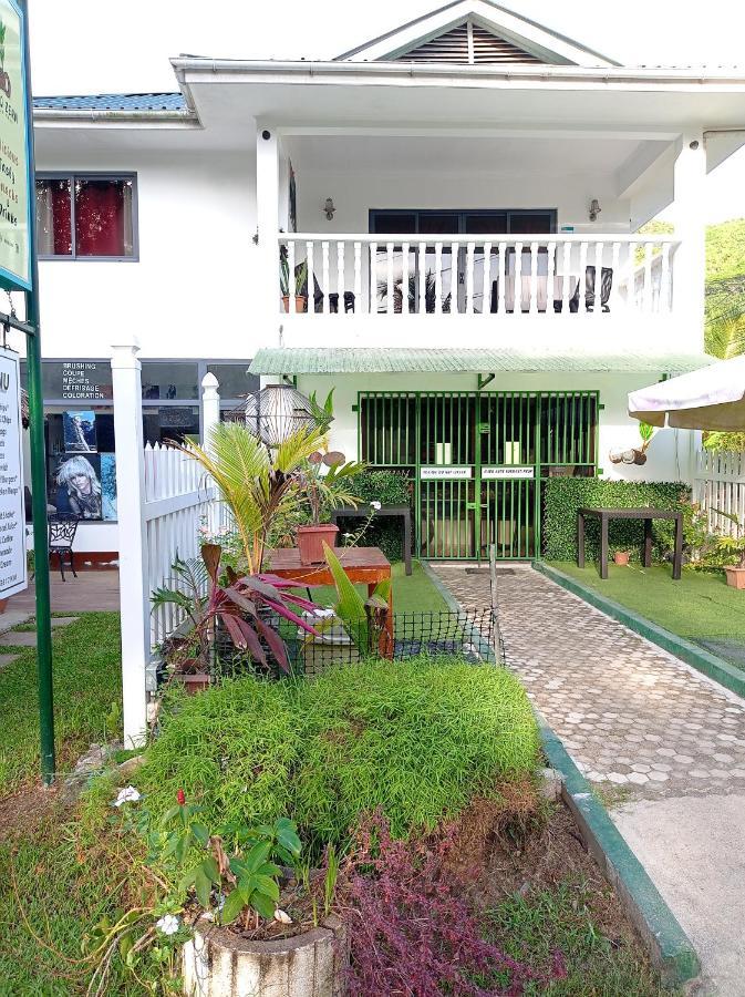 Les Forbans Selfcatering Apartment ทาคามาคา ภายนอก รูปภาพ